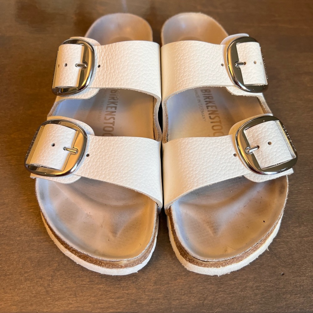 Birkenstock Arizona White with Silver Buckle - Size 38 (US Size 7-7.5)